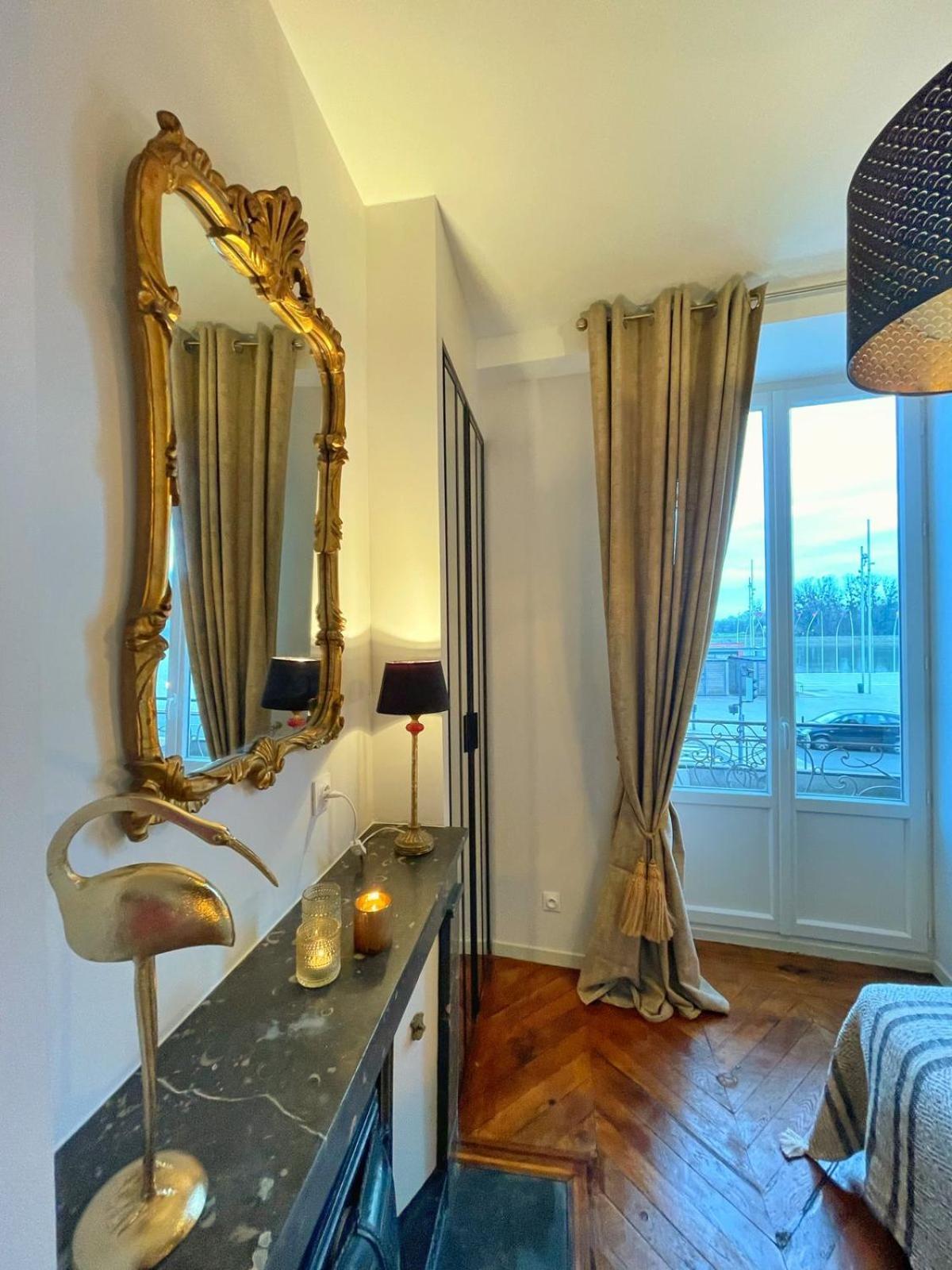 Center Macon Charmant Appartement Avec Vue Sur La Saone Mâcon Exterior foto